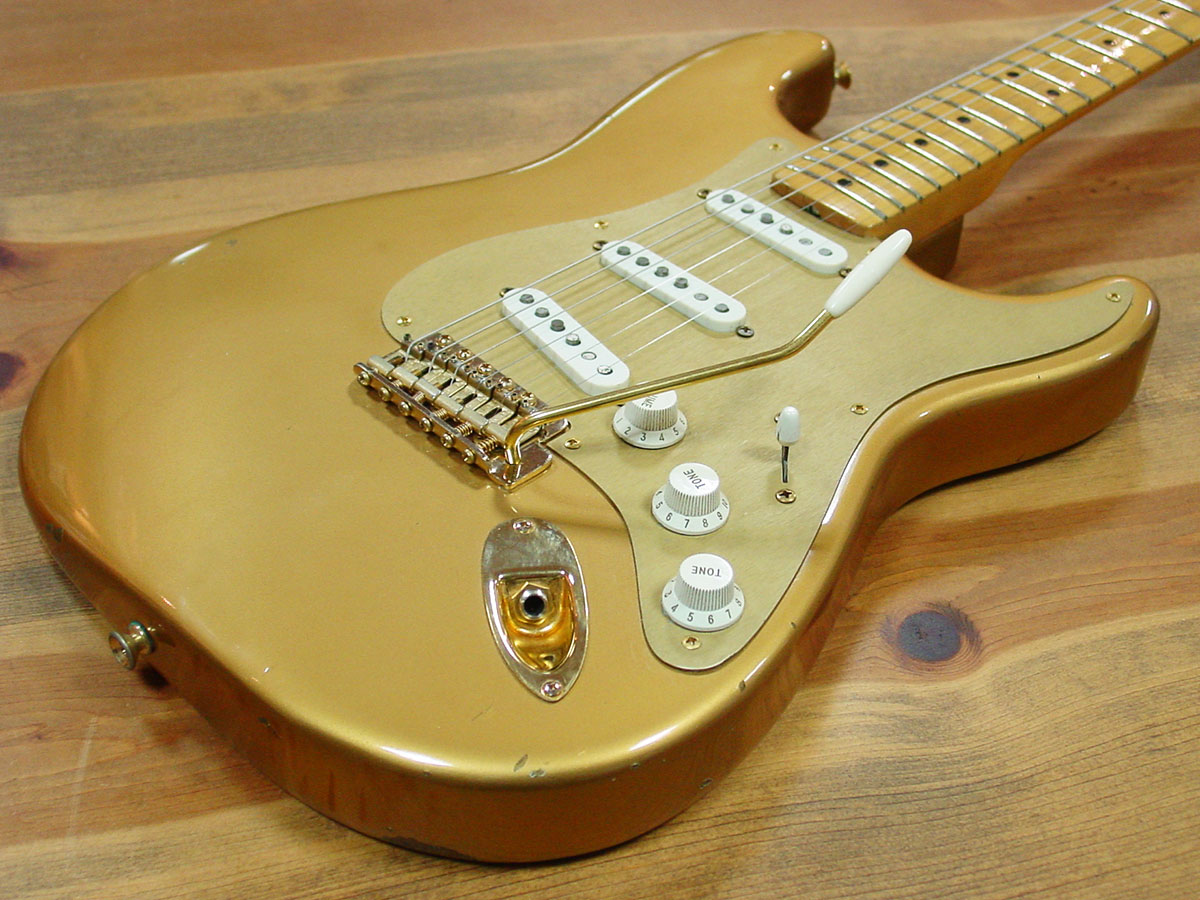 Fender_1989_HLE_Strato_3.jpg