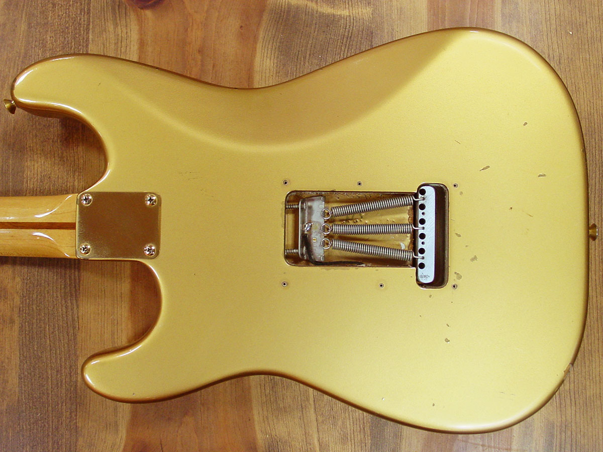 Fender_1989_HLE_Strato_5.jpg