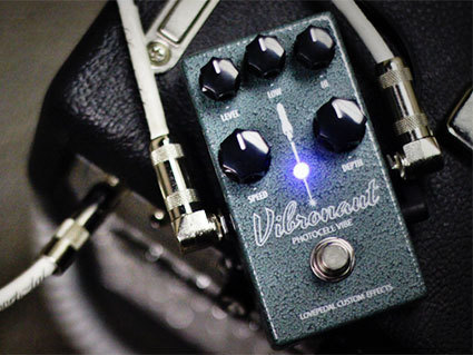 Lovepedal_PhotocellVibe.jpg
